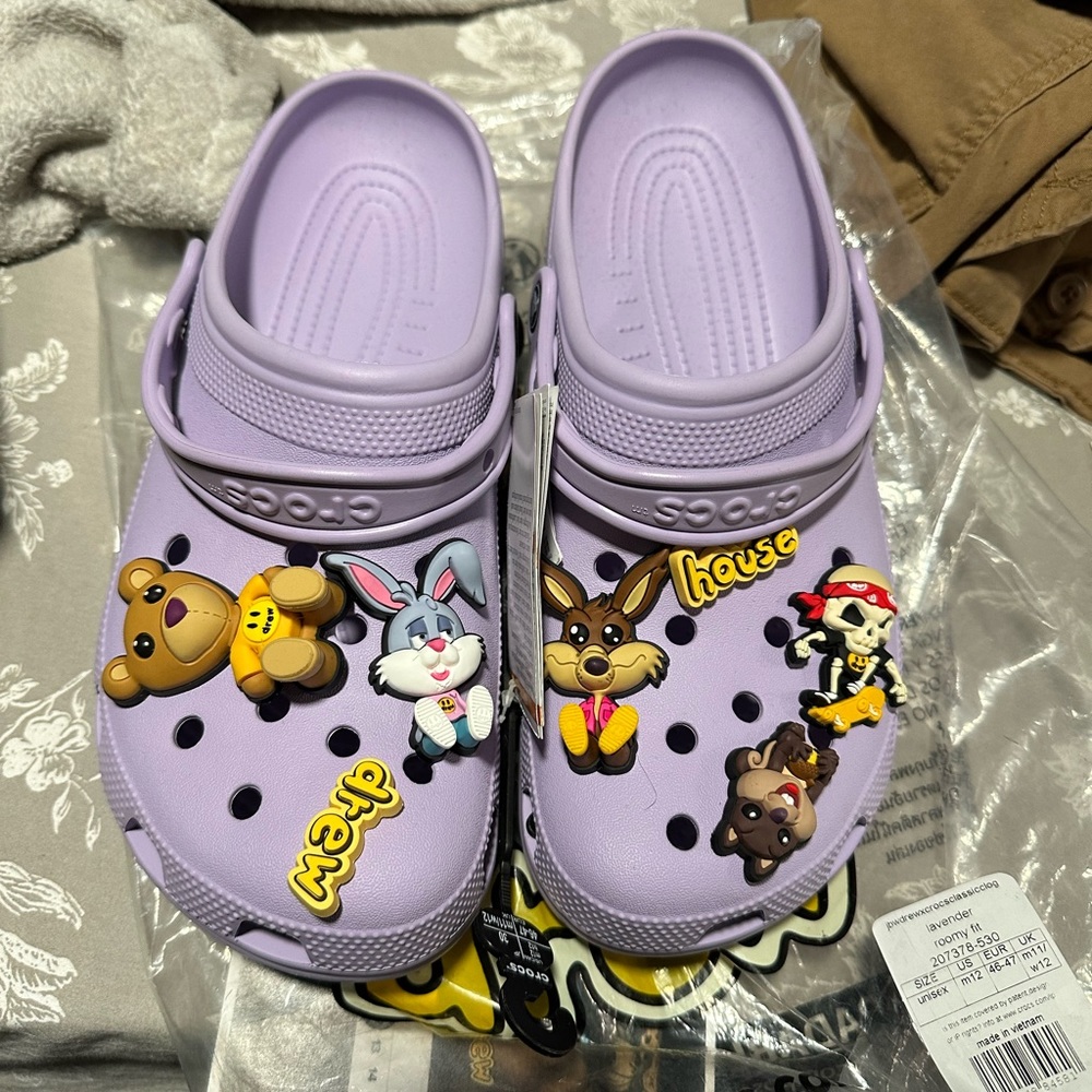 JUSTIN BIEBER CROCS
